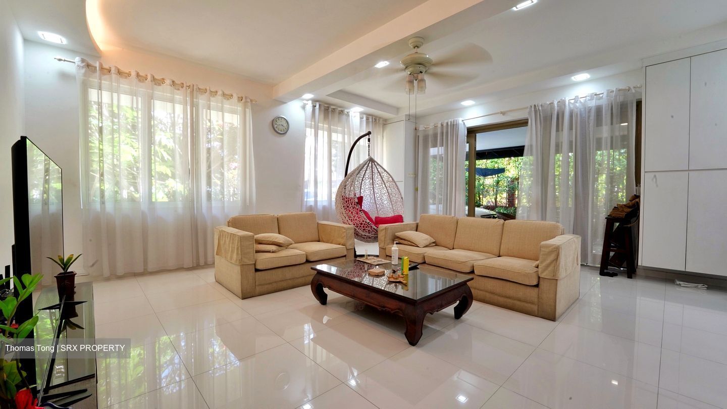 Estate (D13), Terrace For Sale 95804871